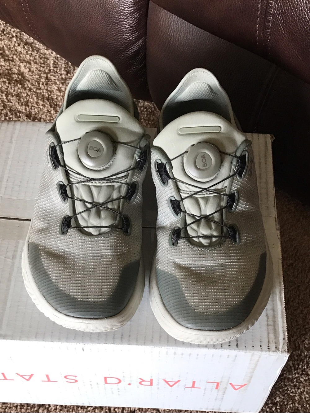 under armor unisex shoes